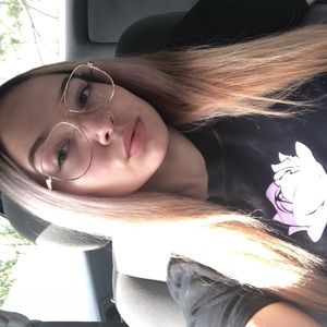 Meet your Posher, Gabrielle